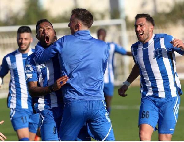 &Mu;&epsilon;&gamma;ά&lambda;&eta; &nu;ί&kappa;&eta; &omicron; &Eta;&rho;ό&delta;&omicron;&tau;&omicron;&sigmaf;, ή&tau;&tau;&alpha; &tau;&omicron;&upsilon; &Epsilon;&rho;&gamma;&omicron;&tau;έ&lambda;&eta;