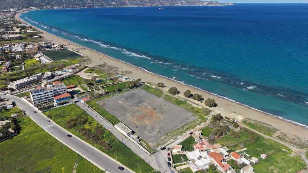 &Epsilon;&delta;ώ &theta;&alpha; &gamma;ί&nu;&epsilon;&iota; &tau;&omicron; &sigma;&pi;ί&tau;&iota; &tau;&omicron;&upsilon; &Epsilon;&rho;&alpha;&sigma;&iota;&tau;έ&chi;&nu;&eta; &Omicron;&Phi;&Eta; (VIDEO-DRONE)