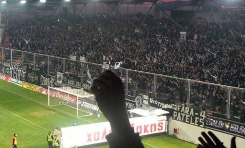 &Omicron;&lambda;&omicron;&iota; &gamma;ή&pi;&epsilon;&delta;&omicron;, &gamma;&iota;&alpha; &tau;&eta;&nu; &tau;&epsilon;&lambda;&epsilon;&upsilon;&tau;&alpha;ί&alpha; &mu;ά&chi;&eta;