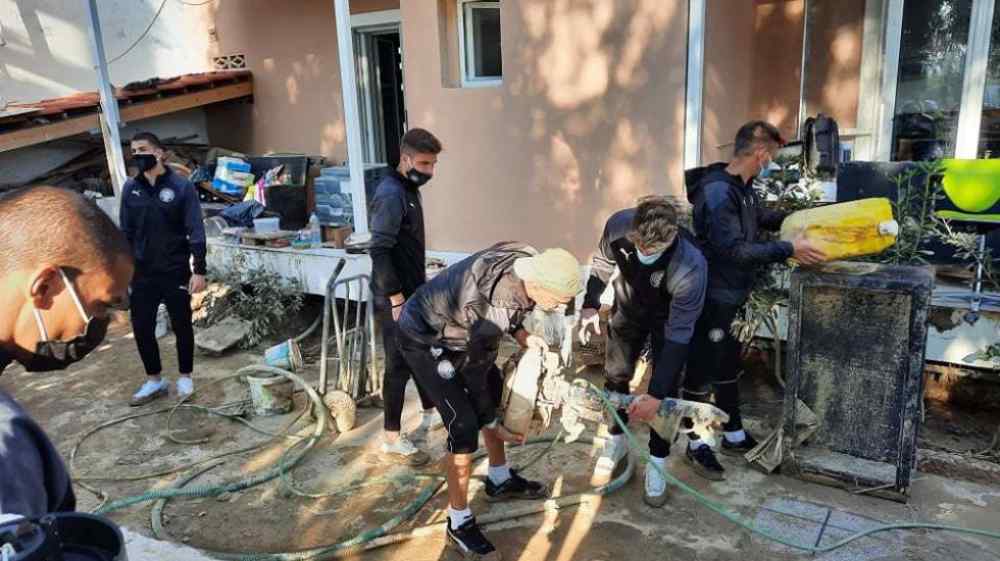 &Pi;&alpha;ί&kappa;&tau;&epsilon;&sigmaf; &kappa;&alpha;&iota; &pi;&rho;&omicron;&pi;&omicron;&nu;&eta;&tau;έ&sigmaf; &tau;&omicron;&upsilon; &Omicron;&Phi;&Eta; &kappa;&alpha;&theta;ά&rho;&iota;&sigma;&alpha;&nu; &sigma;&pi;ί&tau;&iota;&alpha; &tau;&omega;&nu; &pi;&lambda;&eta;&gamma;έ&nu;&tau;&omega;&nu; &sigma;&tau;&eta; &Chi;&epsilon;&rho;&sigma;ό&nu;&eta;&sigma;&omicron; (VIDEO)
