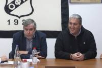 &Eta; &alpha;&mu;&omicron;&iota;&beta;&alpha;ί&alpha; &epsilon;&kappa;&tau;ί&mu;&eta;&sigma;&eta; &Delta;&alpha;&nu;&delta;ά&lambda;&eta; &kappa;&alpha;&iota; &Mu;&pi;&omicron;ύ&sigma;&eta;