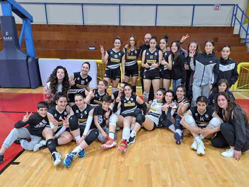 &Epsilon;&tau;&omicron;&iota;&mu;ά&zeta;&omicron;&nu;&tau;&alpha;&iota; &gamma;&iota;&alpha; &tau;&omicron;&upsilon;&sigmaf; &tau;&epsilon;&lambda;&iota;&kappa;&omicron;ύ&sigmaf; &omicron;&iota; &gamma;&upsilon;&nu;&alpha;ί&kappa;&epsilon;&sigmaf; &tau;&omicron;&upsilon; &Omicron;&Phi;&Eta;