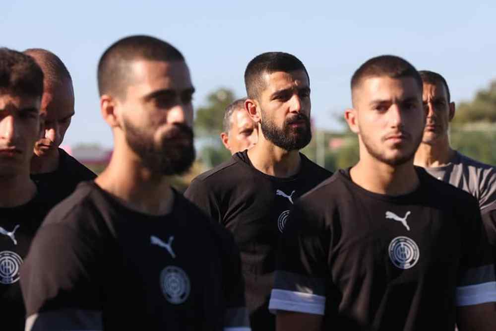 &Pi;&rho;ώ&tau;&eta; &Omicron;&Phi;&Eta;: &Chi;&alpha;&mu;ό&gamma;&epsilon;&lambda;&alpha;, &alpha;&iota;&sigma;&iota;&omicron;&delta;&omicron;&xi;ί&alpha; &kappa;&alpha;&iota;...&alpha;&nu;&alpha;&mu;&omicron;&nu;ή &gamma;&iota;&alpha; &tau;&iota;&sigmaf; &mu;&epsilon;&tau;&alpha;&gamma;&rho;&alpha;&phi;έ&sigmaf;