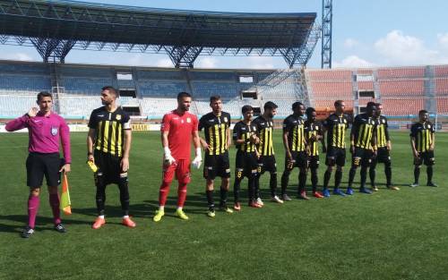 E&beta;&alpha;&lambda;&epsilon; &tau;έ&sigma;&sigma;&epsilon;&rho;&alpha; &omicron; &Epsilon;&rho;&gamma;&omicron;&tau;έ&lambda;&eta;&sigmaf;, έ&phi;&alpha;&gamma;&epsilon; &pi;έ&nu;&tau;&epsilon; &omicron; &Eta;&rho;ό&delta;&omicron;&tau;&omicron;&sigmaf;-&Delta;&epsilon;ί&tau;&epsilon; &tau;&iota; έ&gamma;&iota;&nu;&epsilon; &sigma;&tau;&eta;&nu; Football league