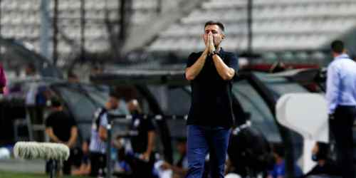 &Omicron; &Sigma;ί&mu;&omicron;&sigmaf; &delta;&epsilon;&nu; &epsilon;ί&pi;&epsilon; &lambda;έ&xi;&eta; &gamma;&iota;&alpha; &tau;&omicron; &pi;έ&nu;&alpha;&lambda;&tau;&iota;