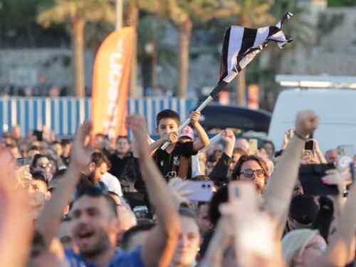 &Mu;&epsilon; &pi;&rho;ό&tau;&alpha;&sigma;&eta; &tau;&omicron;&upsilon; &Gamma;&iota;ά&nu;&nu;&eta; &Delta;&alpha;&nu;&delta;ά&lambda;&eta;: &Omicron; &Epsilon;&rho;&alpha;&sigma;&iota;&tau;έ&chi;&nu;&eta;&sigmaf; &Omicron;&Phi;&Eta; &pi;&rho;&iota;&mu;&omicron;&delta;&omicron;&tau;&epsilon;ί &tau;&omicron; 50% &tau;&eta;&sigmaf; &mu;&epsilon;&tau;&alpha;&kappa;ί&nu;&eta;&sigma;&eta;&sigmaf; 150 &pi;&alpha;&iota;&delta;&iota;ώ&nu; &alpha;&pi;&omicron; &tau;&alpha; &tau;&mu;ή&mu;&alpha;&tau;&alpha; &upsilon;&pi;&omicron;&delta;&omicron;&mu;ή&sigmaf; &gamma;&iota;&alpha; &nu;&alpha; &beta;&rho;&epsilon;&theta;&omicron;ύ&nu; &sigma;&tau;&omicron;&nu; &tau;&epsilon;&lambda;&iota;&kappa;ό &kappa;&upsilon;&pi;έ&lambda;&lambda;&omicron;&upsilon;