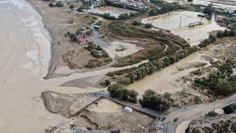 &Epsilon;&iota;&kappa;ό&nu;&epsilon;&sigmaf;-&Sigma;&Omicron;&Kappa; &sigma;&tau;&eta;&nu; &Kappa;&rho;ή&tau;&eta;: H &lambda;ά&sigma;&pi;&eta; &sigma;&kappa;έ&pi;&alpha;&sigma;&epsilon; &tau;&alpha; &gamma;ή&pi;&epsilon;&delta;&alpha;!