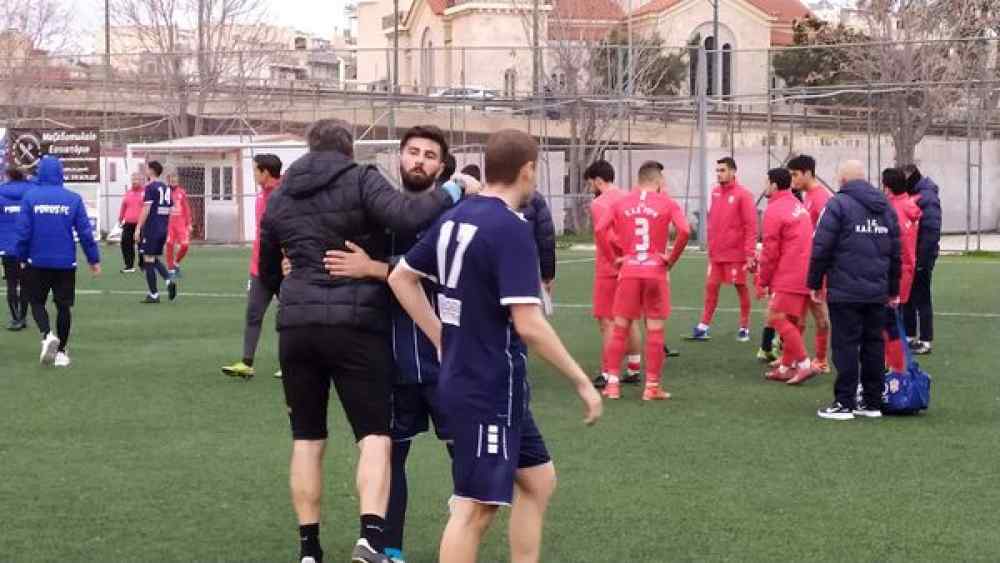 &Pi;&alpha;&lambda;&iota;&kappa;&alpha;&rho;ί&sigma;&iota;&omicron; "&Chi;" &tau;&omicron;&upsilon; &Pi;ό&rho;&omicron;&upsilon; &sigma;&tau;&eta;&nu; &Alpha;&theta;ή&nu;&alpha;-&Eta; &epsilon;&iota;&kappa;ό&nu;&alpha; &tau;&eta;&sigmaf; &Gamma;' &Epsilon;&theta;&nu;&iota;&kappa;ή&sigmaf;