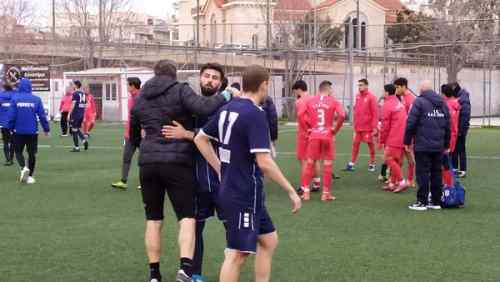 &Pi;&alpha;&lambda;&iota;&kappa;&alpha;&rho;ί&sigma;&iota;&omicron; "&Chi;" &tau;&omicron;&upsilon; &Pi;ό&rho;&omicron;&upsilon; &sigma;&tau;&eta;&nu; &Alpha;&theta;ή&nu;&alpha;-&Eta; &epsilon;&iota;&kappa;ό&nu;&alpha; &tau;&eta;&sigmaf; &Gamma;' &Epsilon;&theta;&nu;&iota;&kappa;ή&sigmaf;