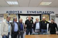 &Eta; &Nu;&tau;ό&rho;&tau;&mu;&omicron;&upsilon;&nu;&tau; &sigma;&tau;&omicron;&nu; &Epsilon;&rho;&alpha;&sigma;&iota;&tau;έ&chi;&nu;&eta; &Omicron;&Phi;&Eta;! (&Phi;&Omega;&Tau;&Omicron;&Gamma;&Rho;&Alpha;&Phi;&Iota;&Epsilon;&Sigma;)