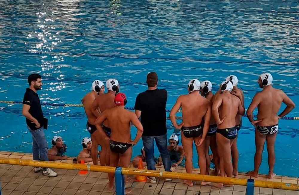 &Psi;&upsilon;&chi;ά&rho;&epsilon;&sigmaf; &omicron;&iota; &pi;&omicron;&lambda;ί&sigma;&tau;&epsilon;&sigmaf; &tau;&omicron;&upsilon; &Omicron;&Phi;&Eta;-&Mu;&epsilon; &gamma;&kappa;&omicron;&lambda; &sigma;&tau;&eta;&nu; &epsilon;&kappa;&pi;&nu;&omicron;ή 13-13 &mu;&epsilon; &tau;&omicron; &Nu;&alpha;ύ&pi;&lambda;&iota;&omicron;
