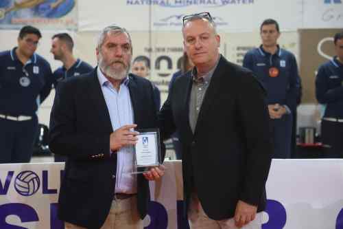 &Tau;&iota;&mu;ή &sigma;&tau;&omicron;&nu; &Gamma;&iota;ά&nu;&nu;&eta; &Delta;&alpha;&nu;&delta;ά&lambda;&eta;