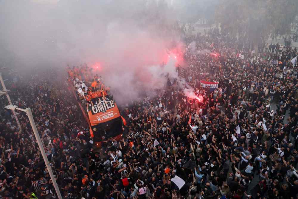 "Kά&eta;&kappa;&epsilon;" &tau;&omicron; &Eta;&rho;ά&kappa;&lambda;&epsilon;&iota;&omicron; &gamma;&iota;&alpha; &tau;&omicron;&nu; &Omicron;&Phi;&Eta;-H &phi;&iota;έ&sigma;&tau;&alpha; &tau;&eta;&sigmaf; &kappa;&alpha;&tau;ά&kappa;&tau;&eta;&sigma;&eta;&sigmaf; &tau;&omicron;&upsilon; &Kappa;&upsilon;&pi;έ&lambda;&lambda;&omicron;&upsilon; (VIDEOS)