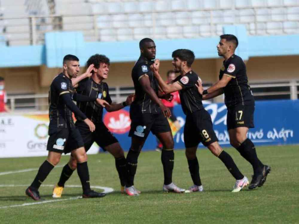 &Chi;&omega;&rho;ί&sigmaf; &phi;ό&beta;&omicron; &omicron; &Epsilon;&rho;&gamma;&omicron;&tau;έ&lambda;&eta;&sigmaf; &sigma;&tau;&eta; &Nu;ί&kappa;&alpha;&iota;&alpha;-T&iota; &lambda;έ&nu;&epsilon; &gamma;&iota;&alpha; &tau;&omicron; &nu;&tau;έ&rho;&mu;&pi;&iota; &kappa;&omicron;&rho;&upsilon;&phi;ή&sigmaf; (VIDEO)