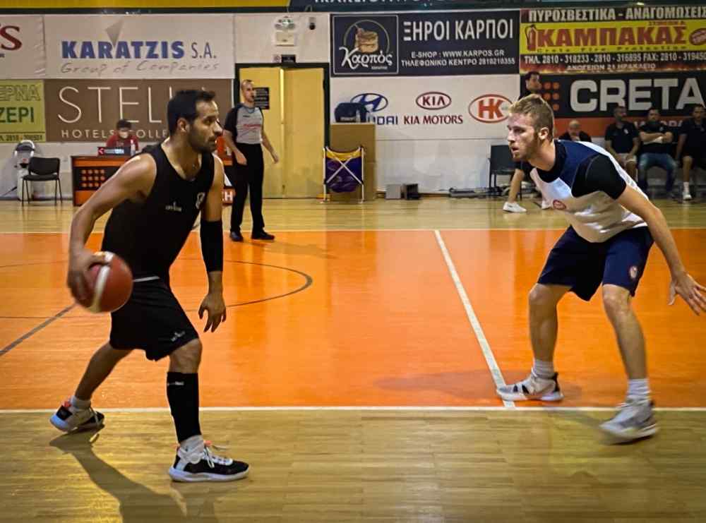 &Sigma;&tau;&eta;&nu; &Alpha;&theta;ή&nu;&alpha; &gamma;&iota;&alpha; &phi;&iota;&lambda;&iota;&kappa;ά &omicron; &Omicron;&Phi;&Eta;