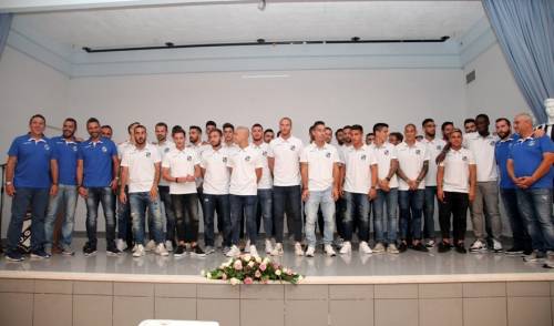 &Omicron; &Omicron;&Phi;&Eta;, &eta; &pi;&iota;&omicron; &Epsilon;&lambda;&lambda;&eta;&nu;&iota;&kappa;ή &omicron;&mu;ά&delta;&alpha; &tau;&omicron;&upsilon; &pi;&rho;&omega;&tau;&alpha;&theta;&lambda;ή&mu;&alpha;&tau;&omicron;&sigmaf;!