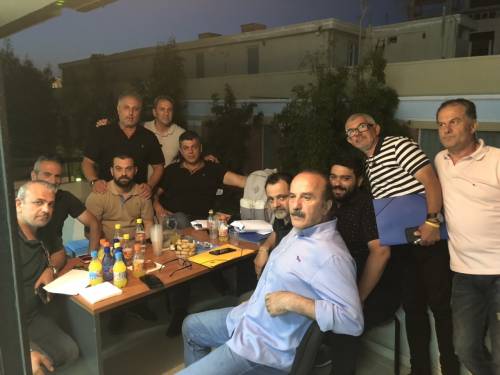 &Kappa;&omicron;&nu;&tau;ά &sigma;&tau;&omicron; &Nu;ί&kappa;&omicron; &pi;&alpha;&rho;ά&gamma;&omicron;&nu;&tau;&epsilon;&sigmaf; &tau;&omicron;&upsilon; &tau;&omicron;&pi;&iota;&kappa;&omicron;ύ &pi;&omicron;&delta;&omicron;&sigma;&phi;&alpha;ί&rho;&omicron;&upsilon;