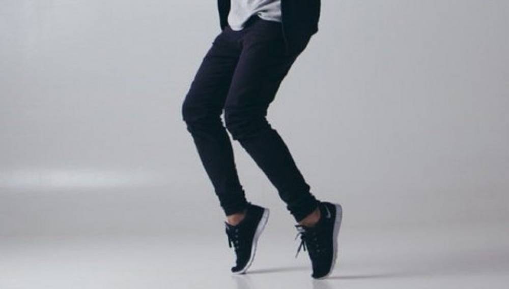 &Omicron; &chi;&omicron;&rho;&epsilon;&upsilon;&tau;ή&sigmaf; &pi;&omicron;&delta;&omicron;&sigma;&phi;&alpha;&iota;&rho;&iota;&sigma;&tau;ή&sigmaf; &kappa;&alpha;&iota; &tau;&omicron;...&pi;&rho;ό&sigma;&tau;&iota;&mu;&omicron;!
