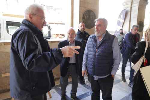&Alpha;&lambda;έ&xi;&eta;&sigmaf; &Kappa;&alpha;&lambda;&omicron;&kappa;&alpha;&iota;&rho;&iota;&nu;ό&sigmaf;: "&Omicron; &Omicron;&Phi;&Eta; &epsilon;ί&nu;&alpha;&iota; &tau;&omicron; &epsilon;&pi;&alpha;&gamma;&gamma;&epsilon;&lambda;&mu;&alpha;&tau;&iota;&kappa;ό &pi;&omicron;&delta;ό&sigma;&phi;&alpha;&iota;&rho;&omicron;, &alpha;&lambda;&lambda;ά &kappa;&alpha;&iota; &omicron; &Epsilon;&rho;&alpha;&sigma;&iota;&tau;&epsilon;&chi;&nu;&iota;&kappa;ό&sigmaf; &alpha;&theta;&lambda;&eta;&tau;&iota;&sigma;&mu;ό&sigmaf;"