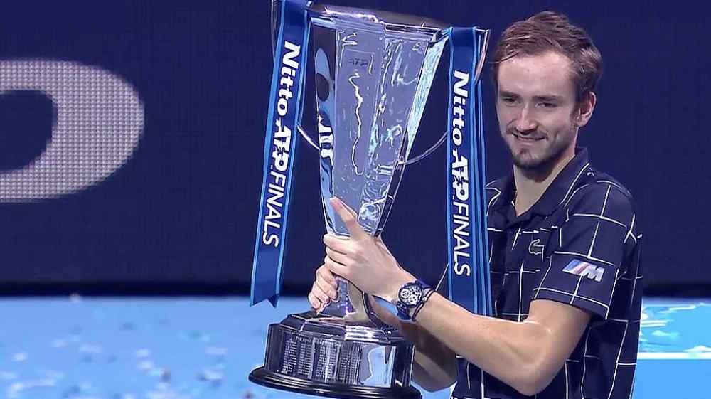 Daniil Medvedev: &Nu;έ&omicron; &alpha;&sigma;&tau;έ&rho;&iota; &sigma;&tau;&omicron; &theta;&rho;ό&nu;&omicron; &tau;&omicron;&upsilon; ATP Finals