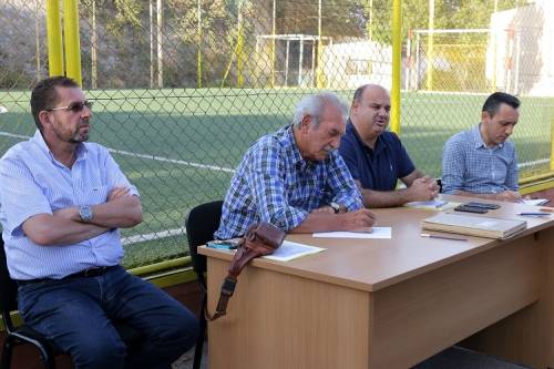 "&Sigma;&omega;&tau;ή&rho;&epsilon;&sigmaf; &kappa;&alpha;&iota; &lambda;ύ&sigma;&epsilon;&iota;&sigmaf; &epsilon;&xi; &omicron;&upsilon;&rho;&alpha;&nu;&omicron;ύ"