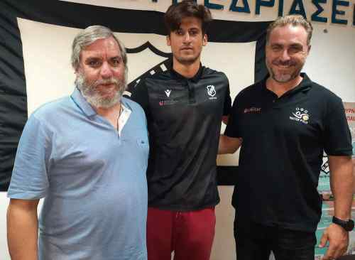 &Omicron; &Gamma;&iota;ά&nu;&nu;&eta;&sigmaf; &Delta;&alpha;&nu;&delta;ά&lambda;&eta;&sigmaf; &sigma;&upsilon;&nu;&epsilon;&chi;ά&rho;&eta; &tau;&omicron; 19&chi;&rho;&omicron;&nu;&omicron; &pi;&omicron;&lambda;ί&sigma;&tau;&alpha; &tau;&omicron;&upsilon; &Omicron;&Phi;&Eta;, &pi;&omicron;&upsilon; έ&sigma;&omega;&sigma;&epsilon; &mu;&iota;&alpha; &alpha;&nu;&theta;&rho;ώ&pi;&iota;&nu;&eta; &zeta;&omega;ή