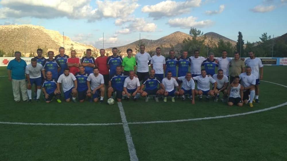 &Xi;ύ&pi;&nu;&eta;&sigma;&alpha;&nu; &mu;&nu;ή&mu;&epsilon;&sigmaf; &sigma;&tau;&eta; &Delta;&alpha;&mu;ά&sigma;&tau;&alpha;