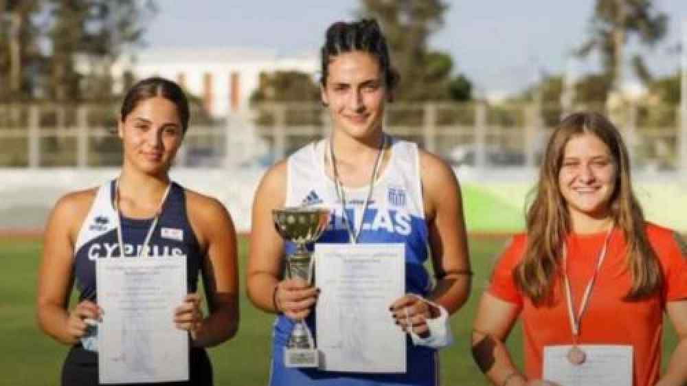 &Tau;&alpha; &sigma;&upsilon;&gamma;&chi;&alpha;&rho;&eta;&tau;ή&rho;&iota;&alpha; &tau;&omicron;&upsilon; &Lambda;&epsilon;&upsilon;&tau;έ&rho;&eta; &Alpha;&upsilon;&gamma;&epsilon;&nu;ά&kappa;&eta; &sigma;&tau;&eta;&nu; &pi;&rho;&omega;&tau;&alpha;&theta;&lambda;ή&tau;&rho;&iota;&alpha; &tau;&omicron;&upsilon; &Omicron;&Phi;&Eta;