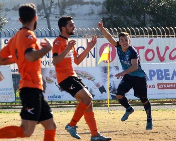 &Eta;&rho;ό&delta;&omicron;&tau;&omicron;&sigmaf; &gamma;&iota;&alpha; ...&nu;&tau;ά&mu;&pi;&lambda;! (VIDEO)
