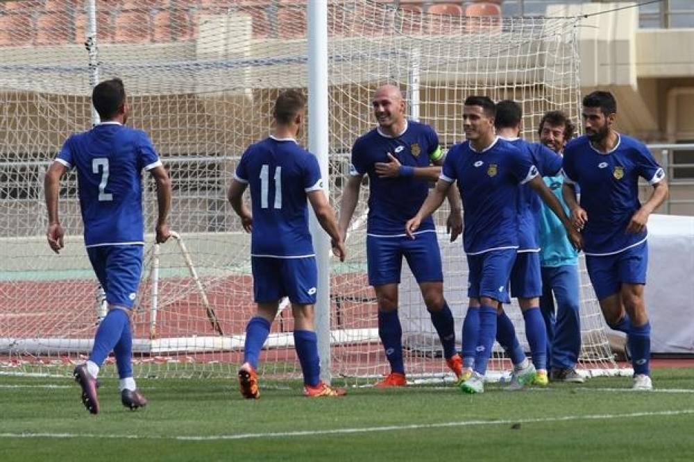 &Mu;&epsilon; &Lambda;&epsilon;ά&lambda; &kappa;&alpha;&iota; &Mu;ί&nu;&gamma;&kappa;&alpha; &sigma;&tau;&alpha; &Chi;&alpha;&nu;&iota;ά &omicron; &Epsilon;&rho;&gamma;&omicron;&tau;έ&lambda;&eta;&sigmaf;-&Eta; &alpha;&pi;&omicron;&sigma;&tau;&omicron;&lambda;ή