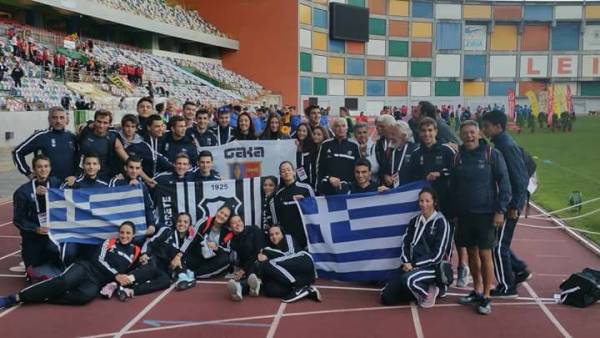 &Sigma;ή&kappa;&omega;&sigma;&alpha;&nu; &tau;&eta; &sigma;&eta;&mu;&alpha;ί&alpha; &tau;&omicron;&upsilon; &Omicron;&Phi;&Eta; &kappa;&alpha;&iota; &epsilon;&kappa;&tau;ό&sigmaf; &sigma;&upsilon;&nu;ό&rho;&omega;&nu;! (&Phi;&Omega;&Tau;&Omicron;&Gamma;&Rho;&Alpha;&Phi;&Iota;&Epsilon;&Sigma;)