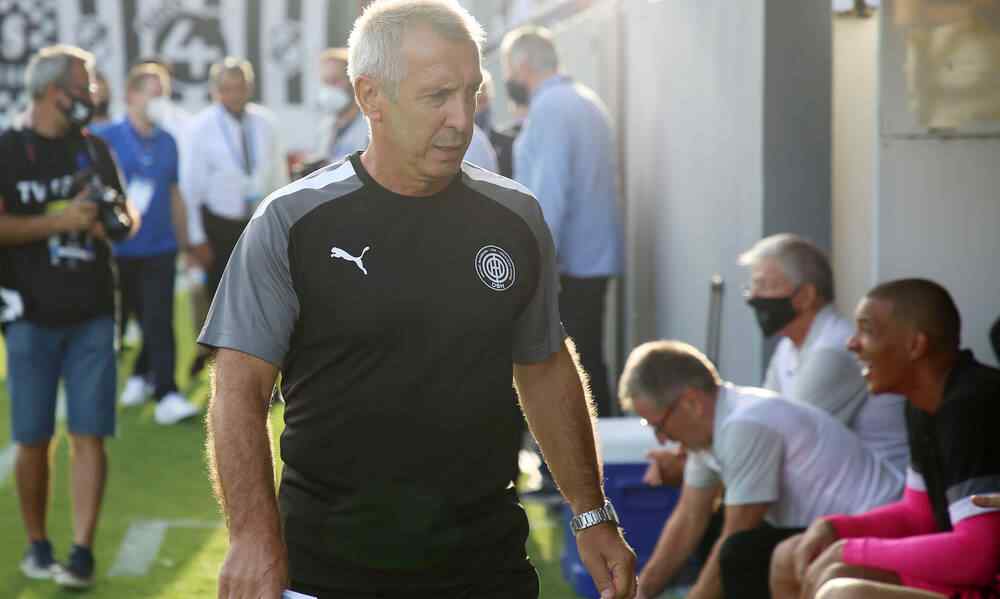 &Tau;&alpha; &epsilon;ύ&sigma;&eta;&mu;&alpha; &tau;&omicron;&upsilon; &Nu;&iota;ό&pi;&lambda;&iota;&alpha; &sigma;&tau;&omicron;&nu; &kappa;ό&sigma;&mu;&omicron;