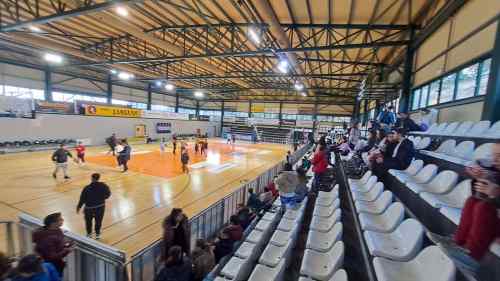 &Phi;&iota;&lambda;&omicron;&xi;έ&nu;&eta;&sigma;&epsilon; &pi;&alpha;&iota;&delta;&iota;ά &alpha;&pi;&omicron; &tau;&omicron; &Epsilon;&iota;&delta;&iota;&kappa;ό &Gamma;&upsilon;&mu;&nu;ά&sigma;&iota;&omicron; &Eta;&rho;&alpha;&kappa;&lambda;&epsilon;ί&omicron;&upsilon;