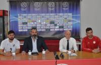 &Omicron; &Omicron;&Phi;&Eta; &kappa;&rho;&alpha;&tau;ά&epsilon;&iota; &tau;&iota;&sigmaf; &kappa;&alpha;&lambda;έ&sigmaf; &sigma;&tau;&iota;&gamma;&mu;έ&sigmaf; &mu;&epsilon; &Omicron;&lambda;&upsilon;&mu;&pi;&iota;&alpha;&kappa;ό &kappa;&alpha;&iota; &sigma;&upsilon;&nu;&epsilon;&chi;ί&zeta;&epsilon;&iota;