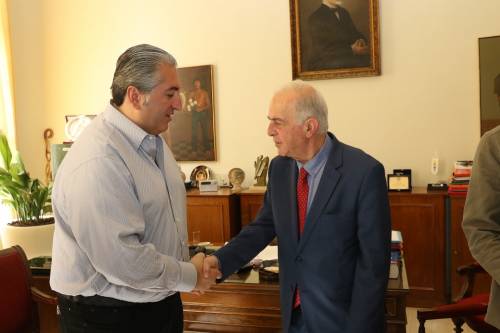 &Omicron; &Delta;ή&mu;&omicron;&sigmaf; &Eta;&rho;&alpha;&kappa;&lambda;&epsilon;ί&omicron;&upsilon; &sigma;&tau;&eta;&rho;ί&zeta;&epsilon;&iota; &tau;&omicron; &pi;&lambda;ά&nu;&omicron; &tau;&omicron;&upsilon; &Mu;&iota;&chi;. &Mu;&pi;&omicron;ύ&sigma;&eta; &gamma;&iota;&alpha; &tau;&omicron;&nu; &Omicron;&Phi;&Eta;