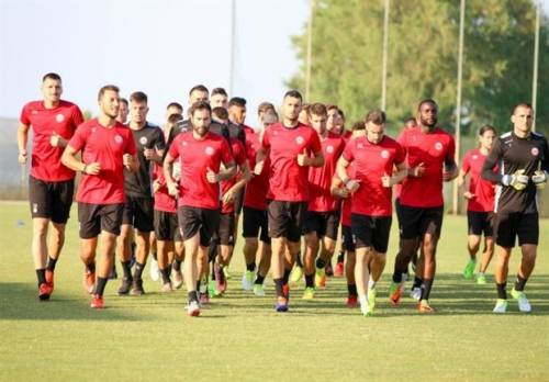 &Phi;&iota;&lambda;&iota;&kappa;ή ή&tau;&tau;&alpha; &tau;&omicron;&upsilon; &Pi;&lambda;&alpha;&tau;&alpha;&nu;&iota;ά &alpha;&pi;&omicron; &tau;&eta;&nu; &Xi;ά&nu;&theta;&eta;