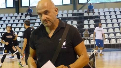 &Sigma;&upsilon;&nu;&epsilon;&chi;ά&rho;&eta; &delta;&iota;&alpha;&iota;&tau;&eta;&sigma;ί&alpha; &kappa;&alpha;&iota; &alpha;&nu;&tau;ί&pi;&alpha;&lambda;&omicron;, &pi;&alpha;&rho;ά &tau;&eta;&nu; ή&tau;&tau;&alpha; &tau;&omicron;&upsilon; &Omicron;&Phi;&Eta;