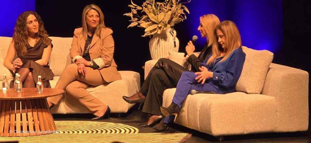 To EAKH &sigma;&tau;&eta;&rho;ί&zeta;&epsilon;&iota; &tau;&omicron; &laquo;Equality 4 All&raquo;