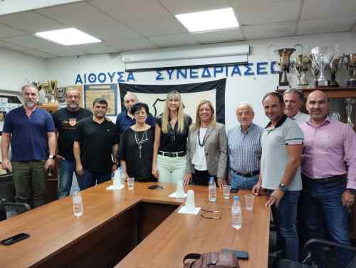 &Eta; &upsilon;&pi;&omicron;&psi;ή&phi;&iota;&alpha; &delta;ή&mu;&alpha;&rho;&chi;&omicron;&sigmaf; &Mu;&alpha;&rho;ί&alpha; &Kappa;&alpha;&nu;&alpha;&beta;ά&kappa;&eta; &sigma;&tau;&alpha; &gamma;&rho;&alpha;&phi;&epsilon;ί&alpha; &tau;&omicron;&upsilon; &Epsilon;&rho;&alpha;&sigma;&iota;&tau;έ&chi;&nu;&eta; &Omicron;&Phi;&Eta;