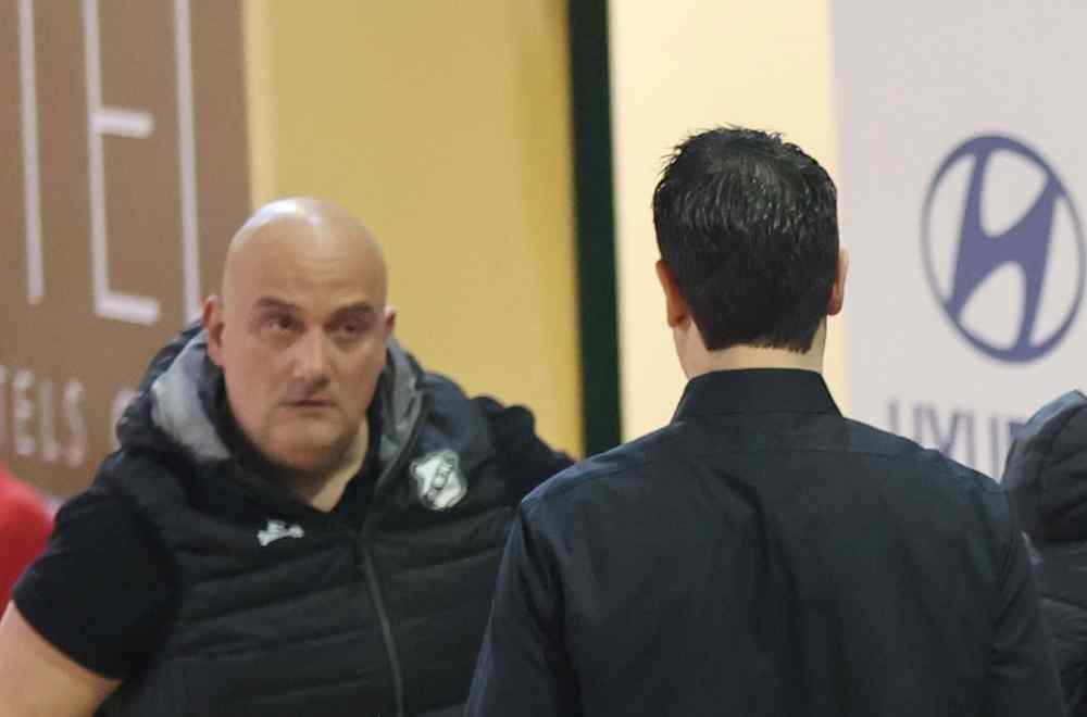 &Mu;&iota;&alpha; &mu;&pi;&alpha;&sigma;&kappa;&epsilon;&tau;&iota;&kappa;ή &sigma;&upsilon;&zeta;ή&tau;&eta;&sigma;&eta; &mu;&epsilon; &tau;&omicron;&nu; &epsilon;&pi;ί 24 &chi;&rho;ό&nu;&iota;&alpha; &pi;&alpha;&rho;ά&gamma;&omicron;&nu;&tau;&alpha; &tau;&omicron;&upsilon; &Omicron;&Phi;&Eta;
